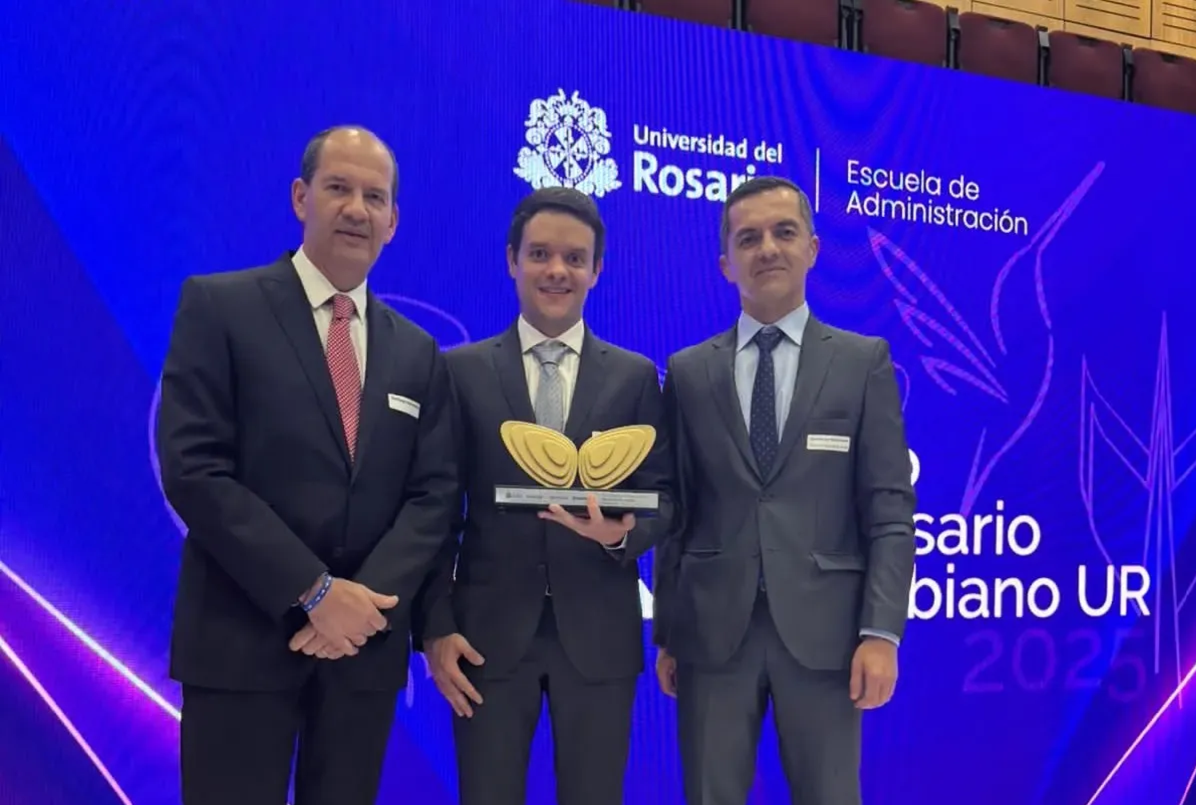 Contegral recibe Premio Mariposa Lorenz